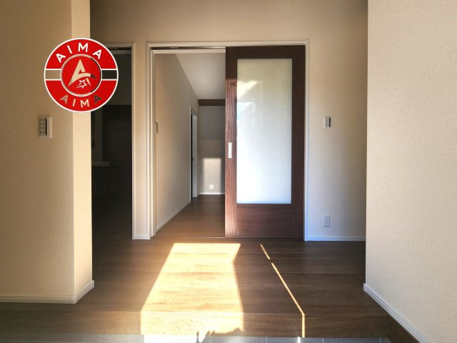 福岡市西区生松台1丁目第1-2棟（1号棟）の内観：施工例|二重ロック採用。毎日の安心を守るしっかり防犯対策。