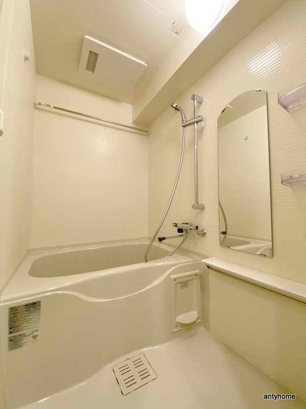 Dimora靭公園　仲介手数料無料の浴室