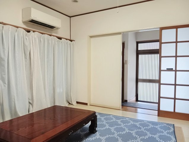 【居間・リビング】の画像
