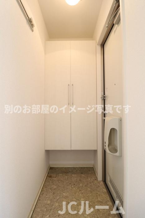 プルーリオン　F棟の玄関