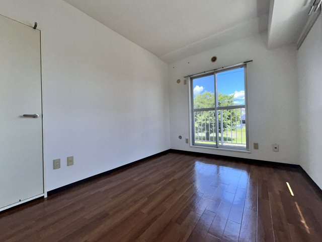 あきる野市秋川４丁目の賃貸マンションの洋室