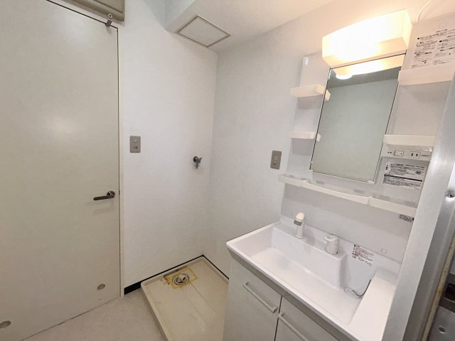あきる野市秋川４丁目の賃貸マンションの洗面所