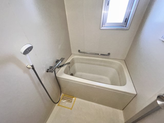 あきる野市秋川４丁目の賃貸マンションの浴室