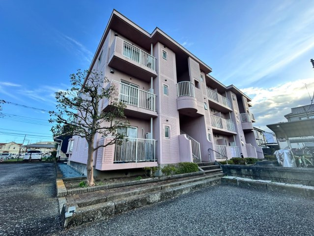あきる野市秋川４丁目の賃貸マンションの外観