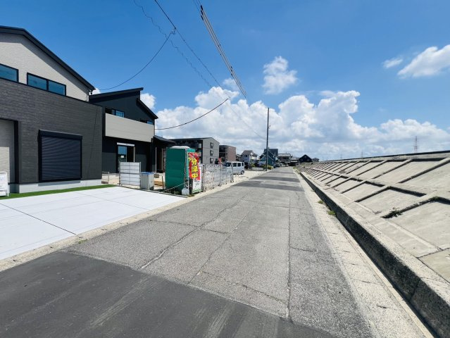 碧南市入船町7丁目26番他『仲介手数料無料』新築一戸建て・建売の前面道路含む現地写真