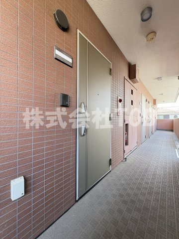 【その他】 | アドラステア | 204号室　玄関ドア