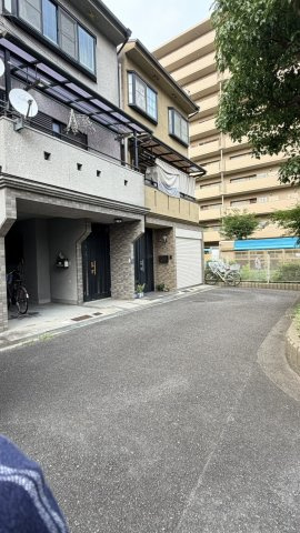 鶴見区放出東３丁目中古戸建の前面道路含む現地写真
