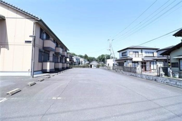 グランドソレイユの駐車場