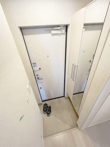 プティボヌールの玄関