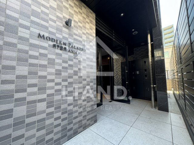 MODERN PALAZZO博多駅南AXIA　春住小学校区のエントランス|MODERN PALAZZO博多駅南AXIA