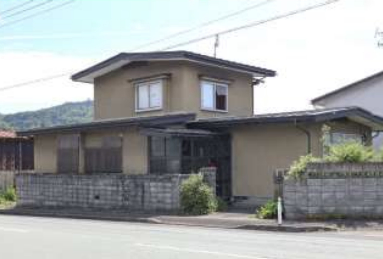『R117』大江町左沢字前田　売り住宅の外観