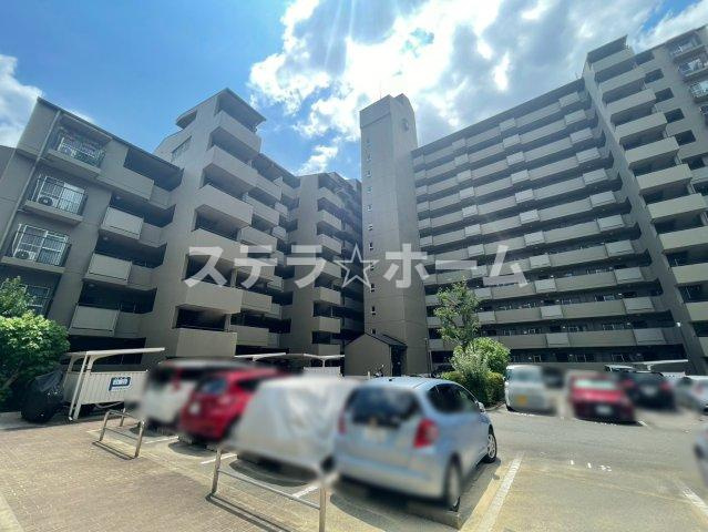 千里中央パークヒルズB棟の外観|きれいな外観です