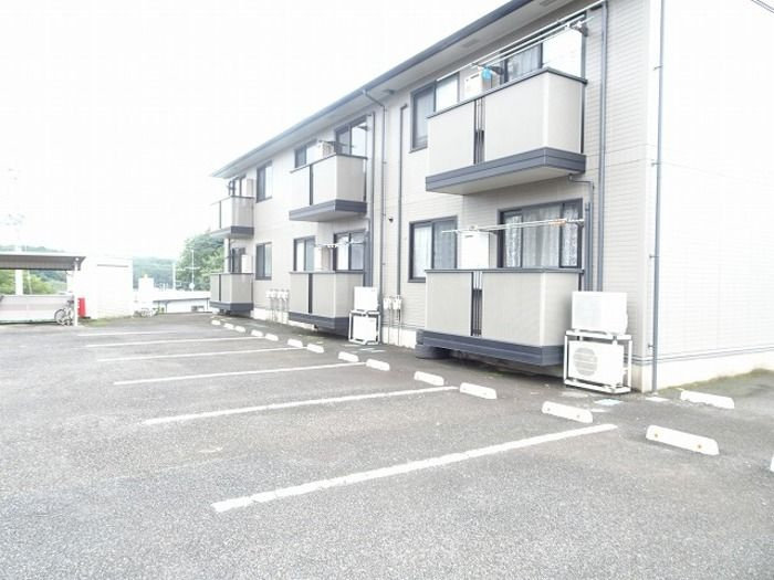タントミールの駐車場