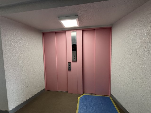 エレベータホール