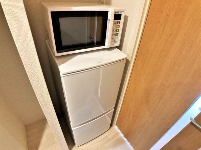 レオネクストレインボーのその他|レンジと冷蔵庫