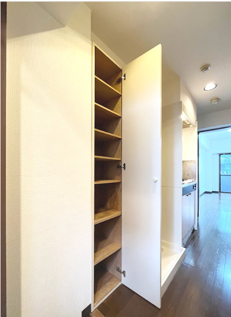 メインステージ中野弥生町の収納