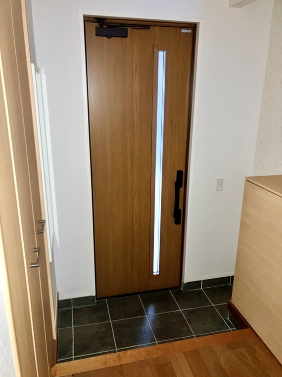 辻戸建の玄関|玄関です