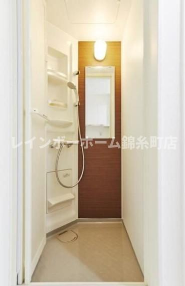 ファイルヒェン平井のシャワールーム