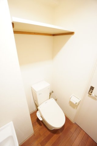 【トイレ】 | TOFスクエア | ※同物件・反転タイプの写真です。