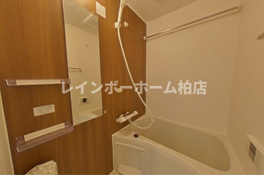 特典：仲介手数料が50％OFFです‼の浴室|追い焚きバスです