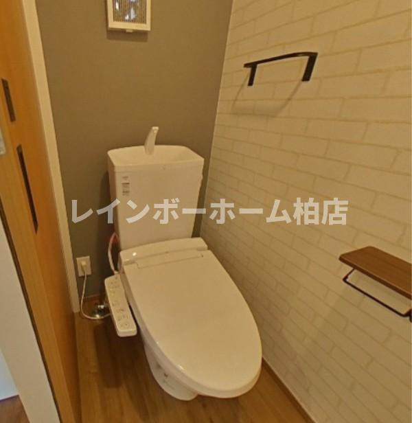 特典：仲介手数料が50％OFFです‼のトイレ|温水洗浄便座です