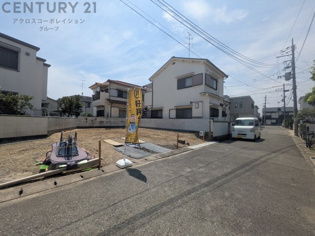 洋室が4部屋（7.25帖、5.5帖、5.25帖、4.5帖）あり、部屋数が豊富です。