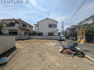 駐車場2台可：車を2台所有している家庭や、来客時に便利です。
