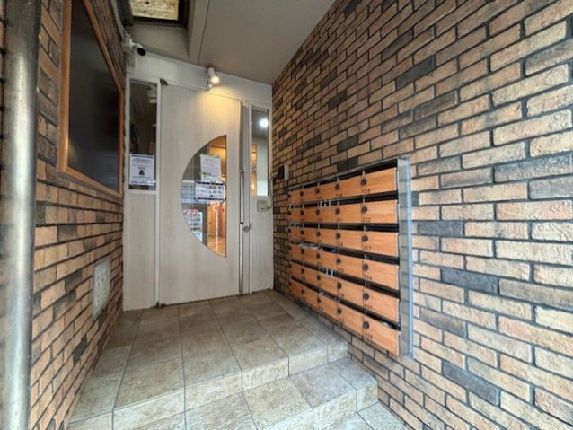 アルファ清心町のエントランス