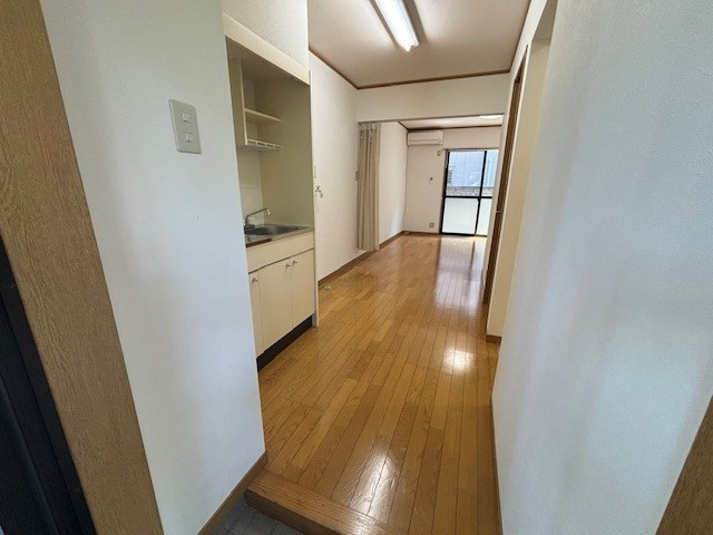 【玄関】 | メゾン伊福町