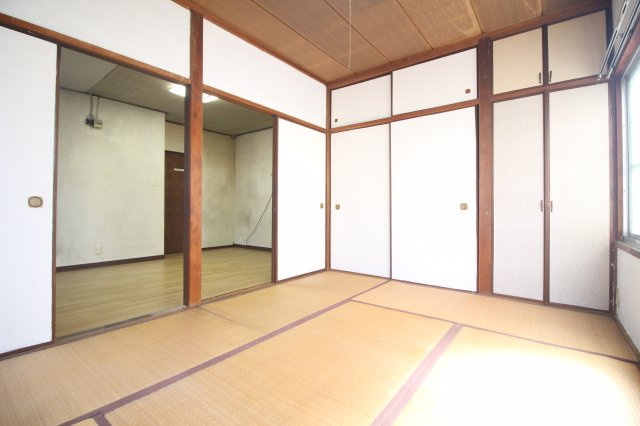 是利アパート