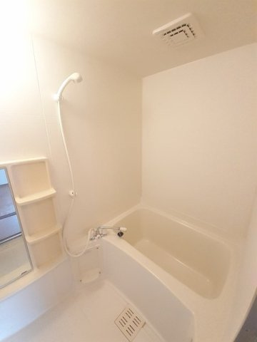 【浴室】 | クレストタウンメイプルＤ