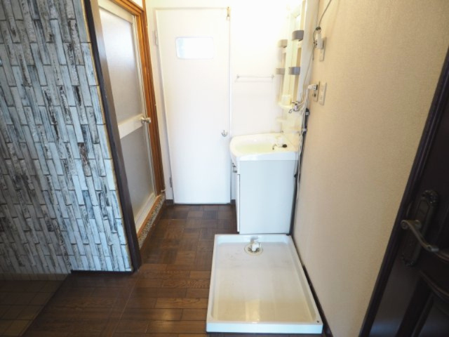 防水パン付き洗濯機置き場です！