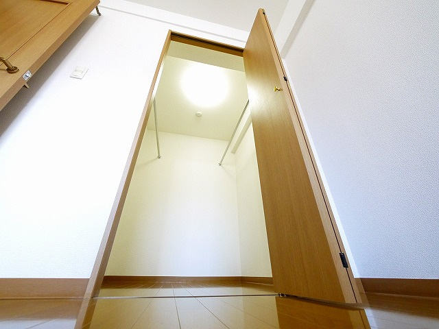 アイリスハイツ7号館の収納