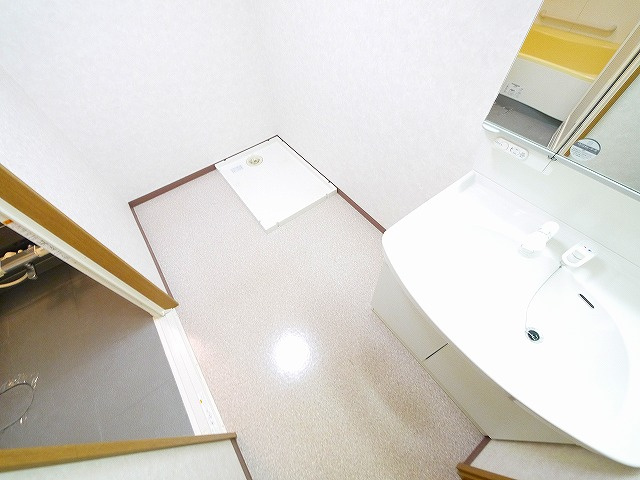 アイリスハイツ7号館の洗面所