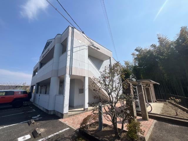 熊本市北区西梶尾町のアパートのその他共用部分|外観写真（昼）