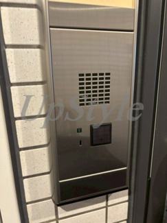 【玄関】 | ライジングプレイス綾瀬三番館