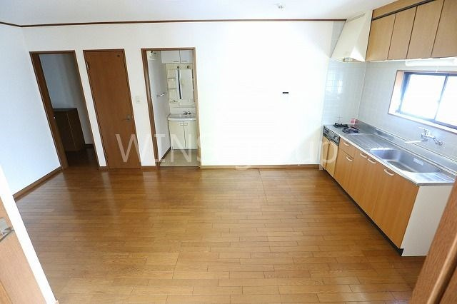 世田谷区船橋６丁目のアパートの居間・リビング