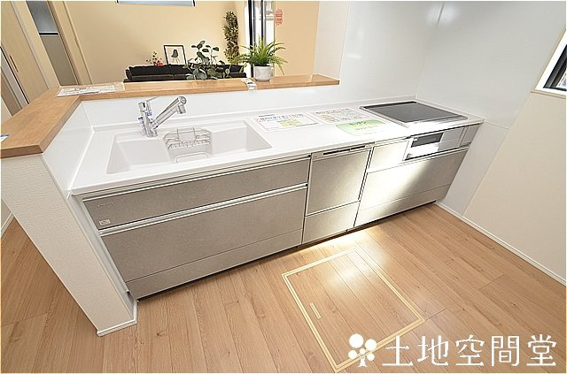 新築住宅　泉ケ浦3丁目2期 1号棟のキッチン