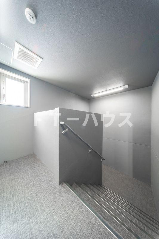 Alivis本八幡のロビー