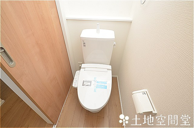 若葉2丁目2期1号地のトイレ|2階トイレ