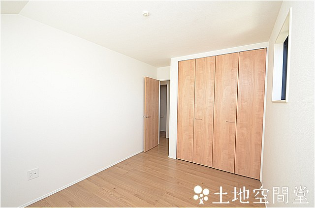 若葉2丁目2期1号地の洋室|2階　洋室6帖