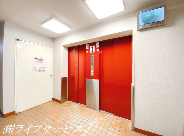 【エントランス】 | ハイム北野 | モニター付エレベーター２基有