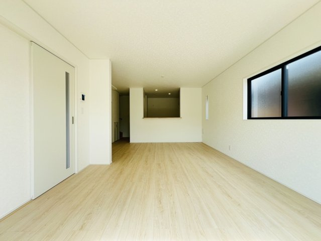 碧南市日進町2丁目103番3の一部『仲介手数料無料』新築一戸建て・建売の居間・リビング