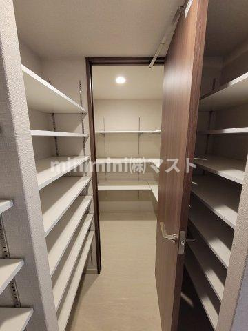 リバーガーデンタワー上町台筆ヶ崎の収納|別号室参考写真