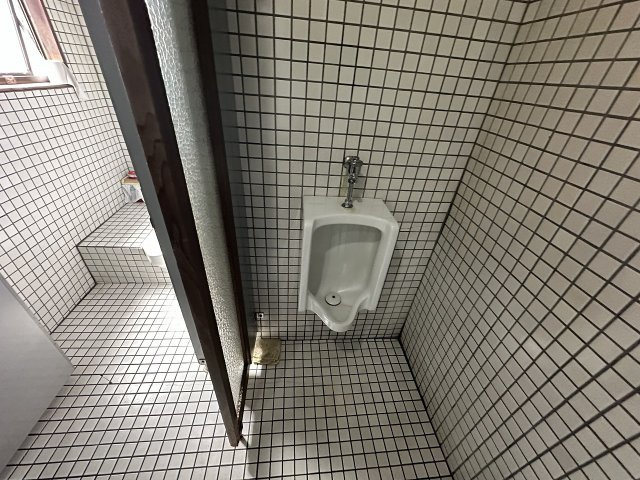 店舗付き住宅　北一色2丁目のトイレ
