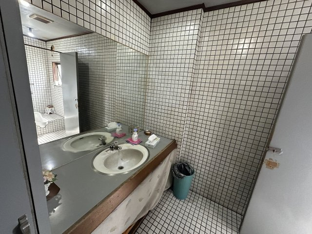 店舗付き住宅　北一色2丁目の洗面所
