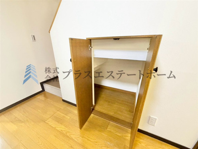 【収納】 | 長田区久保町3丁目戸建 | 少しの隙間でも収納を造り付けています♪