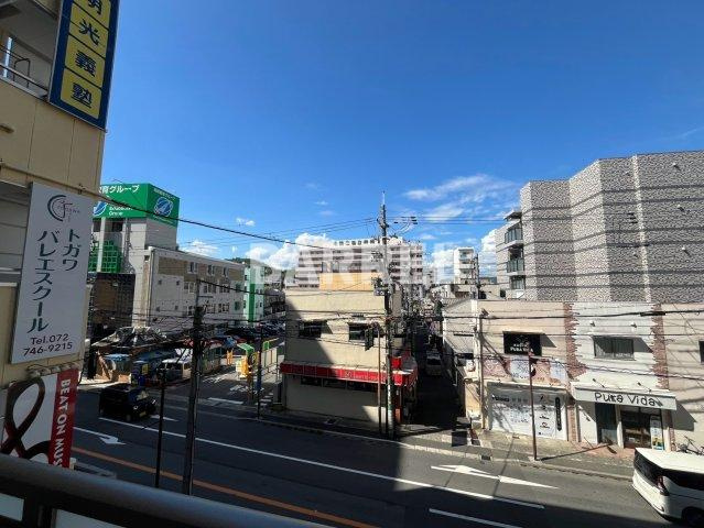 ファーストフィオーレ川西プリモの展望