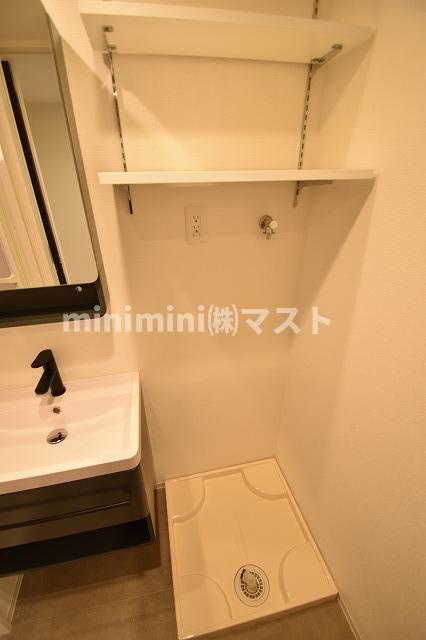 セレニテ堺筋本町リアンの洗面所