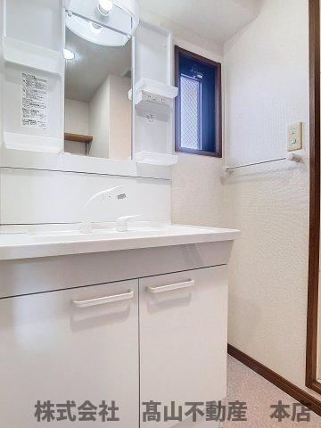 宗像市石丸１丁目の賃貸マンションの洗面所